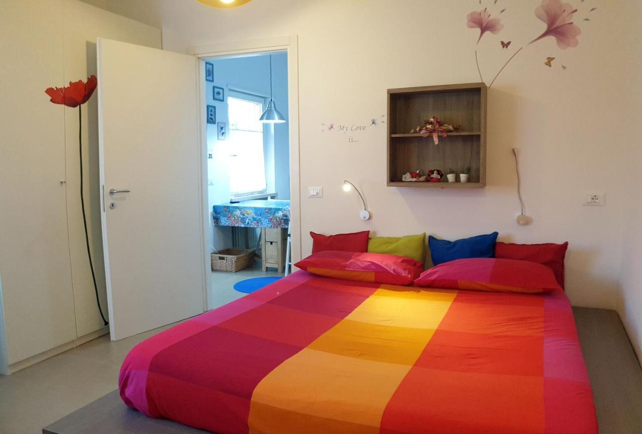Casa Vacanza & Suite Joy Peschiera del Garda Bagian luar foto