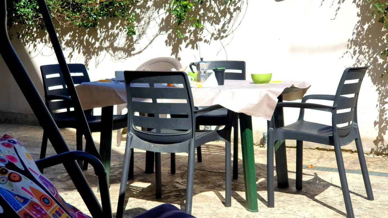 Casa Vacanza & Suite Joy Peschiera del Garda Bagian luar foto