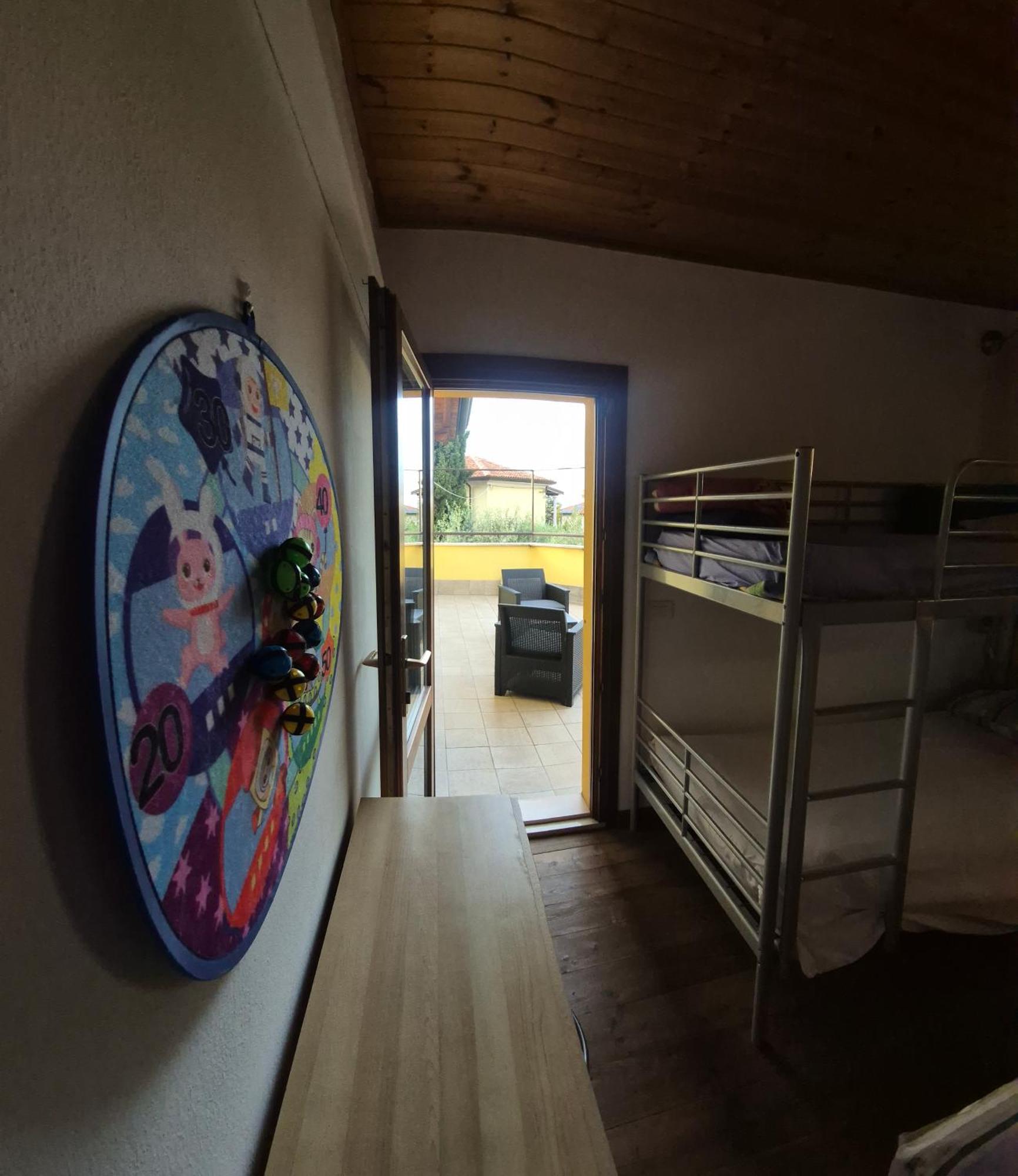 Casa Vacanza & Suite Joy Peschiera del Garda Bagian luar foto